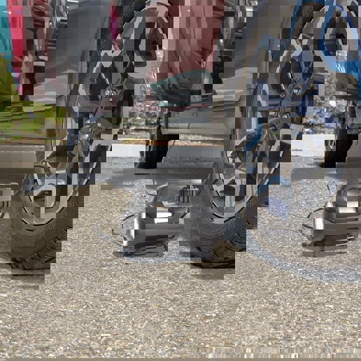 40P.40068-95 SLIME Slime Expert Heavy-Duty gonfleur / compresseur numérique 12V pour pneus 18 x 19 x 23 cm