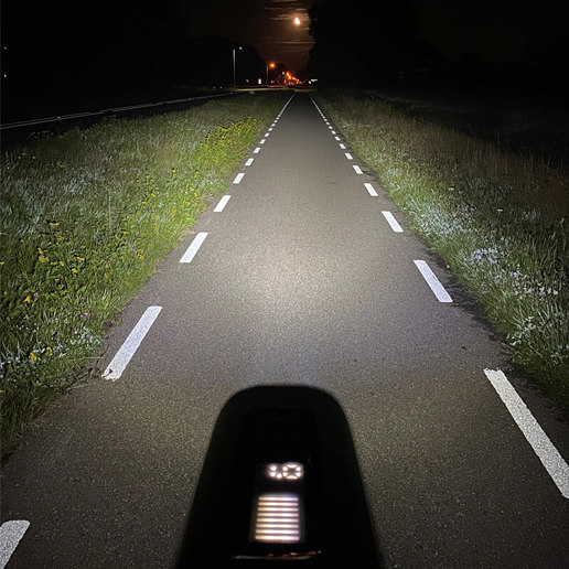 429743.F LYNX Koplamp USB Beam 1000